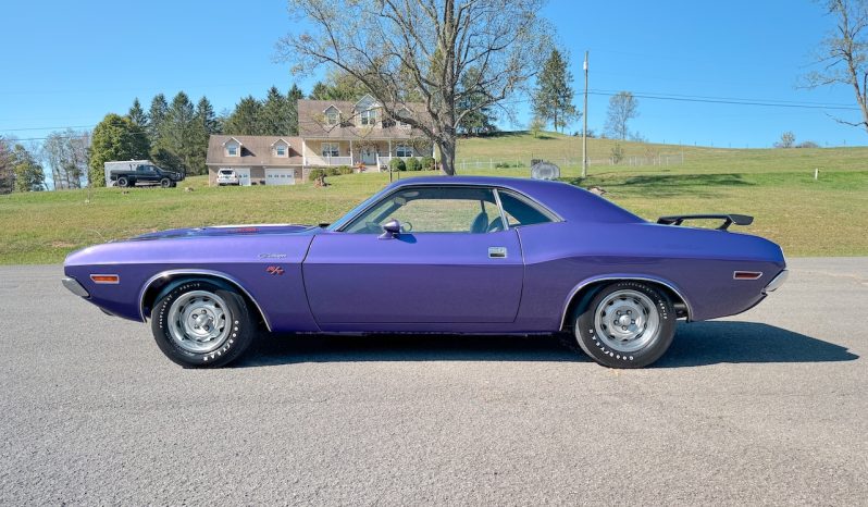 
								1970 Dodge Challenger R/T full									