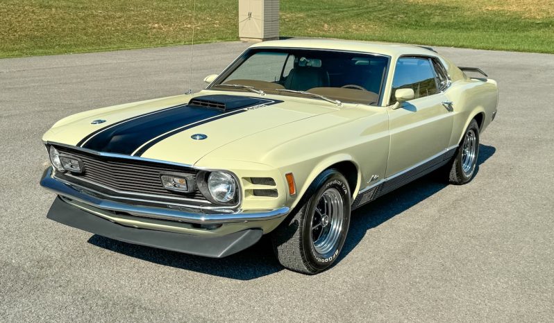 
								1970 Ford Mustang Mach One Cobra Jet full									